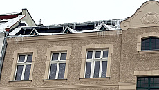 Zalane mieszkanie i spór z zarządcą. Właścicielka czeka na naprawę Zalane mieszkanie i spór z zarządcą. Właścicielka czeka na naprawę